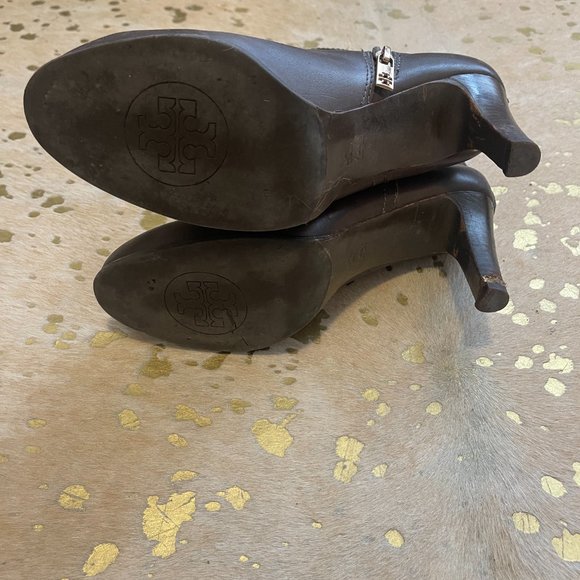 Tory Burch Bristol Brown Leather Zip High Heel Ankle Boots Size 8M - Picture 3 of 6